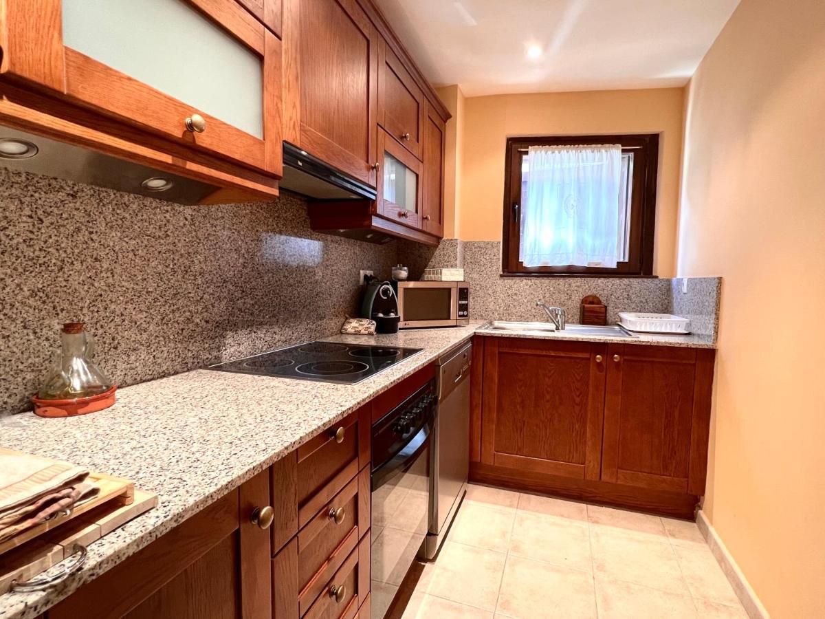 Apartament De La Vall Ferrera - L'Amfitriona Areu Eksteriør billede