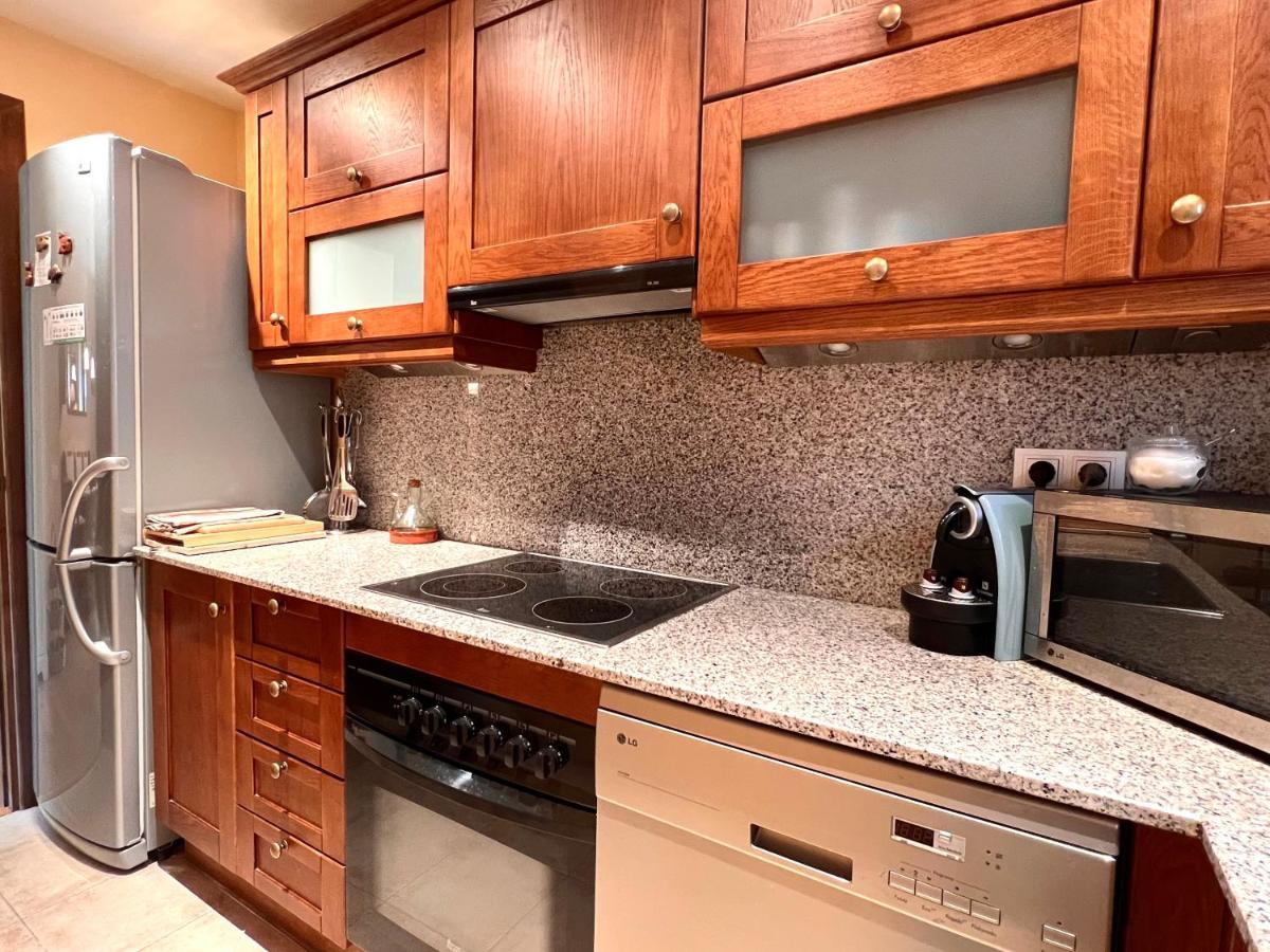Apartament De La Vall Ferrera - L'Amfitriona Areu Eksteriør billede
